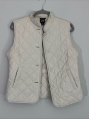 GAP Quilted Sleeveless Vest - Off-White
